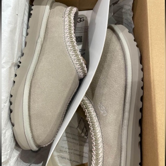 Ugg Tasman Goat - Picture 4 of 7